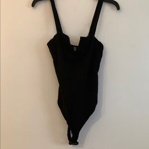 Chic Black Women's Bodysuit - Preloved